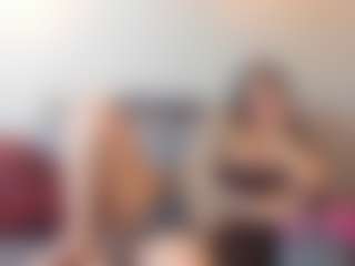 Live cam show with NataliaLeon - Public on Uber Horny