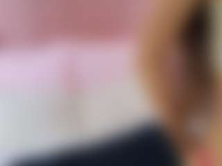 Live cam show with Salomecruxx - Green Eyes on Nude Live Now