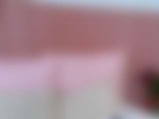 Spettacolo in cam dal vivo con Salomecruxx - Skinny MILF su Camsoda
