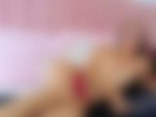 Live cam show with Salomecruxx - Blonde Hair Shaved Pussy on ObeyMaria