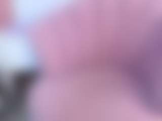 Live cam show with Salomecruxx - Blowjob on UwU Esports