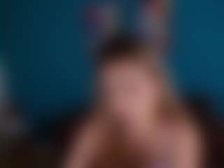 Live cam show with Samantha-Lauren - New Brown Eyes on PervPlay.com