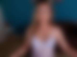 Live cam show with Samantha-Lauren - Brown Eyes Blonde Hair on sexylivex.com