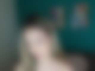 Live cam show with Samantha-Lauren - New Petite on iamadamtest123.com
