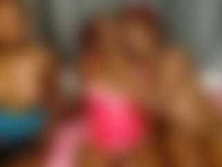 Slimmie-coochie's Live Sex Cam Show