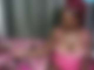 Live cam show with Slimmie-coochie - Kisses on hotwifechat.live