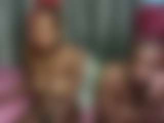 Slimmie-coochie's Live Sex Cam Show