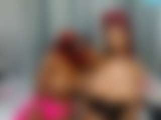 Slimmie-coochie's Live Sex Cam Show