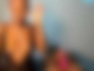 Live cam show with Slimmie-coochie - Moaning on Porn Luv