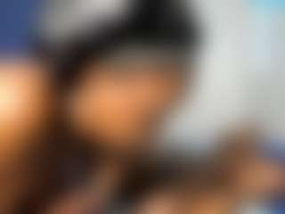 Slimmie-coochie's Live Sex Cam Show