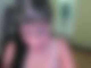 Live cam show with Smith-Liamx - Striptease on friskycurves.com