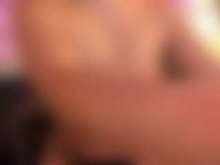 soy-thamara's Live Sex Cam Show