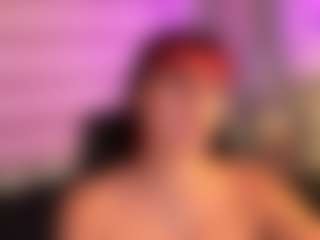 soy-thamara's Live Sex Cam Show