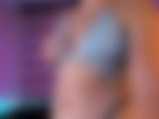soy-thamara's Live Sex Cam Show