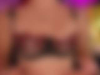 soy-thamara's Live Sex Cam Show