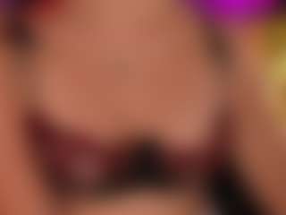 soy-thamara's Live Sex Cam Show