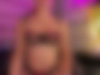 soy-thamara's Live Sex Cam Show