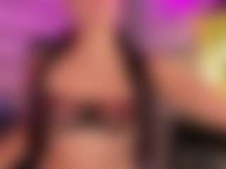 soy-thamara's Live Sex Cam Show