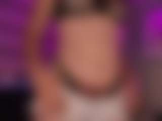 soy-thamara's Live Sex Cam Show