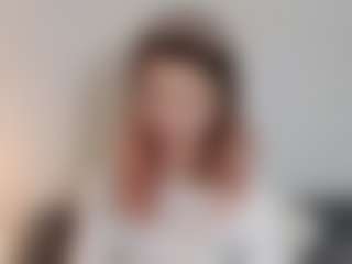 Live-camshow met ZoeWonderful - Body Massage op Camsoda