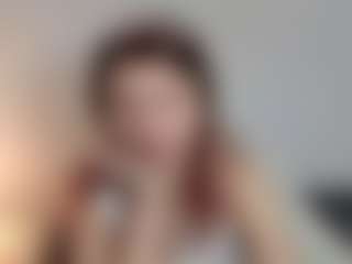 Live cam show with ZoeWonderful - Body Massage on liverealitysex.com