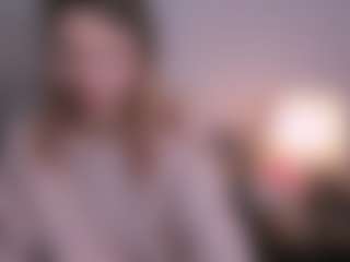 Live cam show with ZoeWonderful - Nipple Piercings on Dolls Live