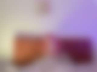 EmilyRamirezz's Live Sex Cam Show