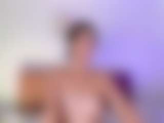 EmilyRamirezz's Live Sex Cam Show