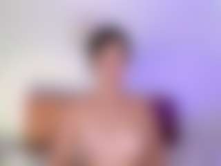 EmilyRamirezz's Live Sex Cam Show