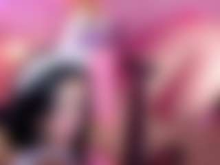 Live cam show with LolaLoot - New Spank on instabang