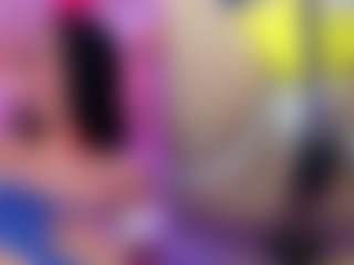 Live cam show with LolaLoot - Natural on Gym Cam Girls