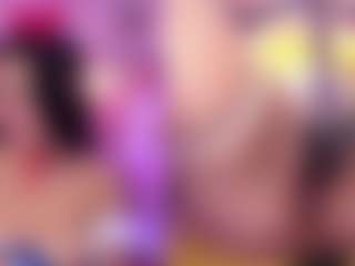 Live cam show with LolaLoot - Small Tits on Latina Girls