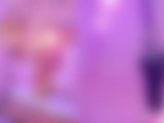 Live cam show with LolaLoot - Lovense Petite on Big Tits