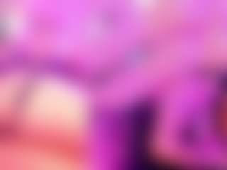 Live cam show with LolaLoot - Shaved Pussy on sexytreat.net