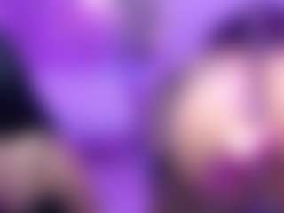 Live cam show with LolaLoot - New Small Tits on Camsoda