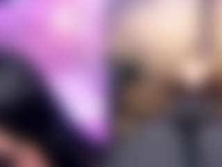 Live cam show with LolaLoot - Foot Fetish Toys on milfzrlive.com