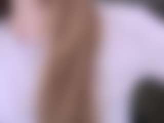 Live cam show with Anna - Brown Hair Teen (18+) on livesuperchat.net