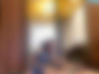 AvrilOllison's Live Sex Cam Show