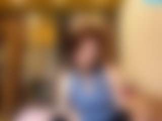 AvrilOllison's Live Sex Cam Show