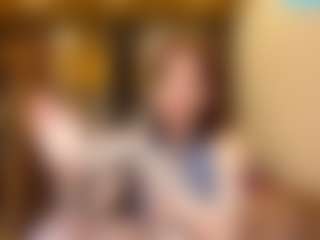AvrilOllison's Live Sex Cam Show