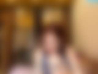 AvrilOllison's Live Sex Cam Show