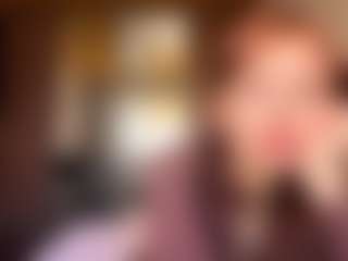 AvrilOllison's Live Sex Cam Show