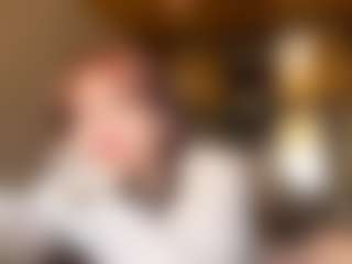 AvrilOllison's Live Sex Cam Show