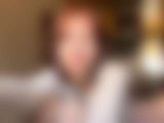 AvrilOllison's Live Sex Cam Show