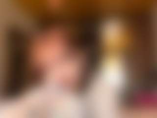 AvrilOllison's Live Sex Cam Show