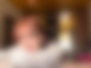 AvrilOllison's Live Sex Cam Show