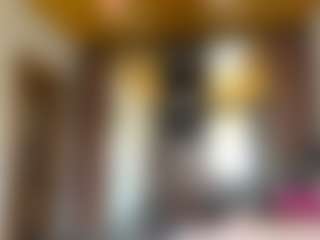 AvrilOllison's Live Sex Cam Show