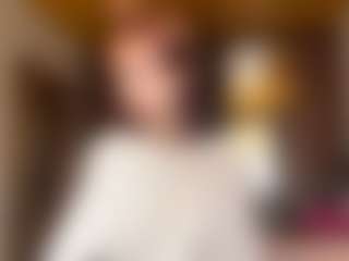 AvrilOllison's Live Sex Cam Show