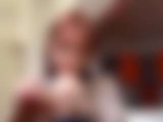 AvrilOllison's Live Sex Cam Show