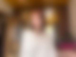 AvrilOllison's Live Sex Cam Show